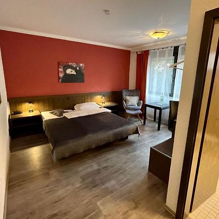 Hotel Brunnenhof Bad Nauheim Buitenkant foto