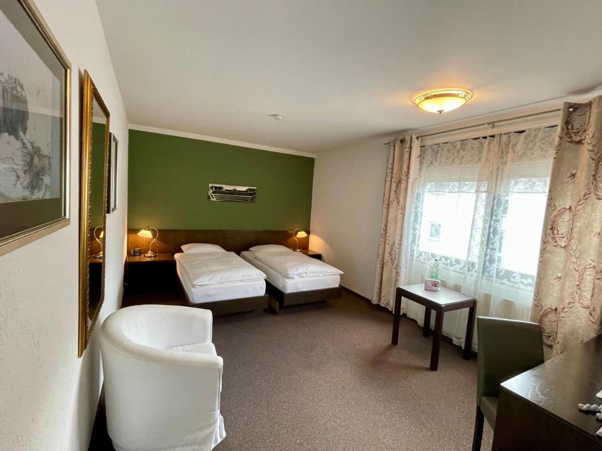 Hotel Brunnenhof Bad Nauheim Buitenkant foto