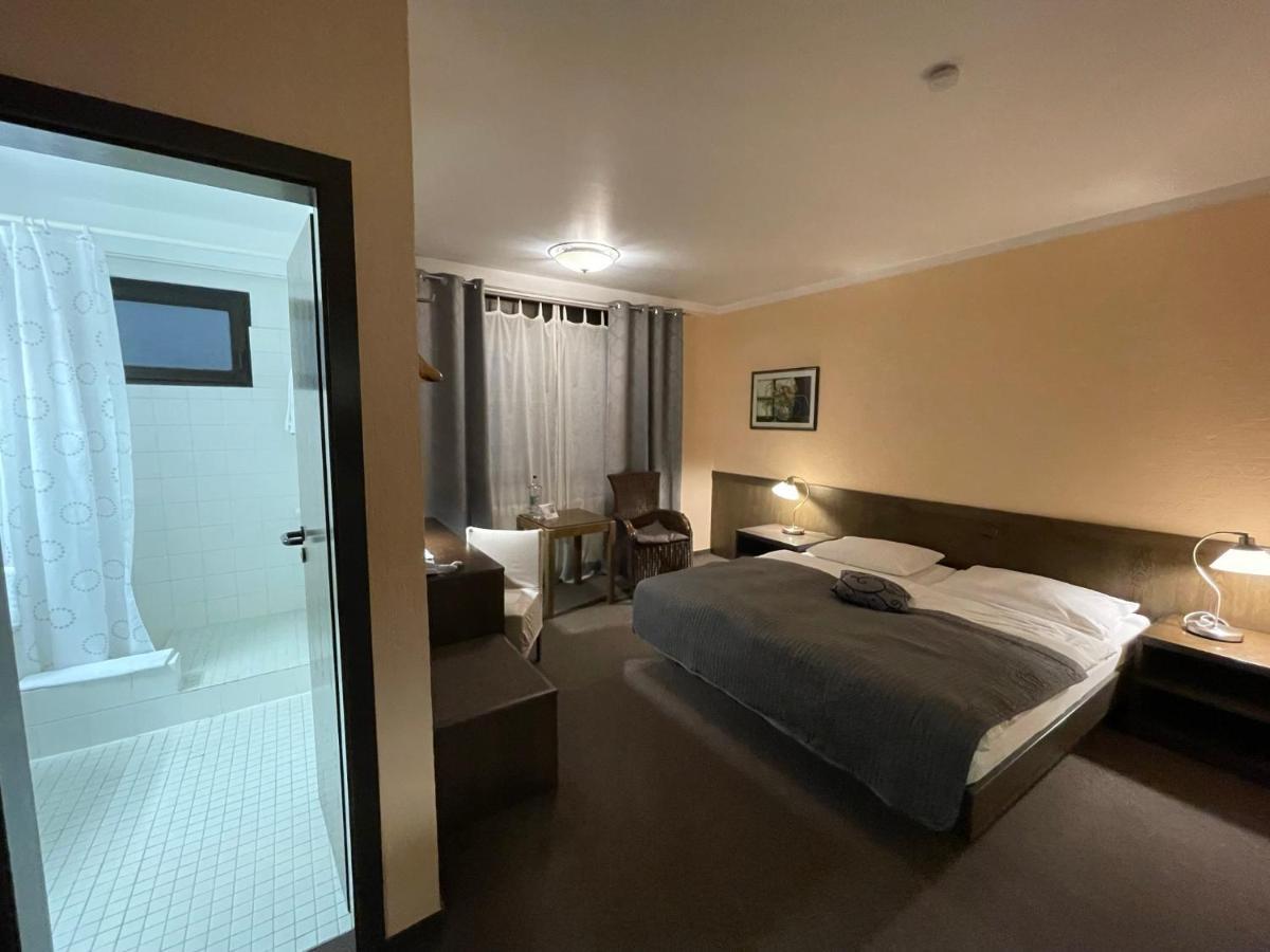 Hotel Brunnenhof Bad Nauheim Buitenkant foto