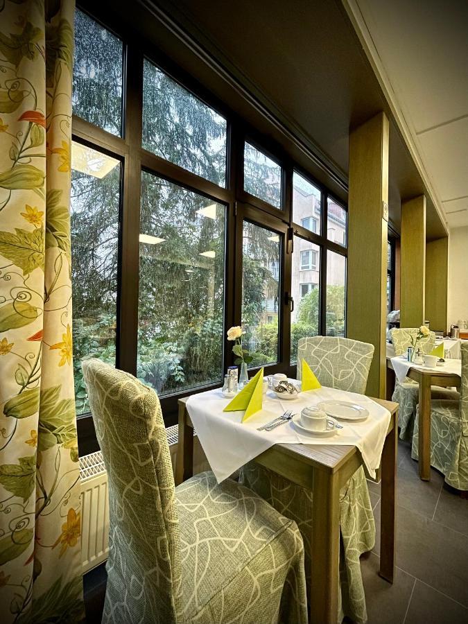 Hotel Brunnenhof Bad Nauheim Buitenkant foto