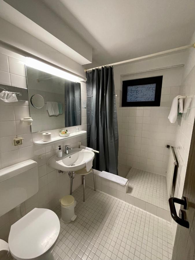 Hotel Brunnenhof Bad Nauheim Buitenkant foto