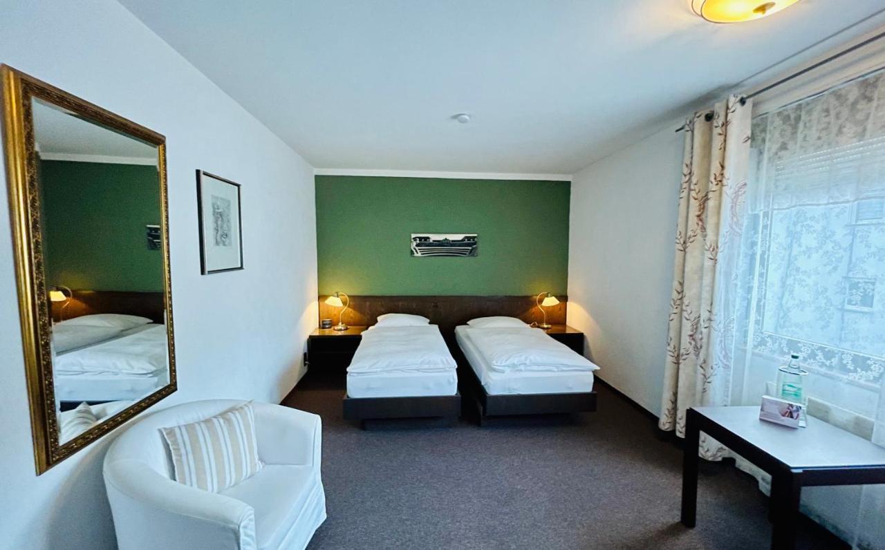 Hotel Brunnenhof Bad Nauheim Buitenkant foto