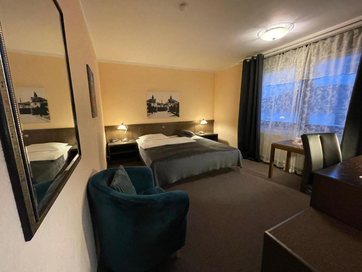 Hotel Brunnenhof Bad Nauheim Buitenkant foto