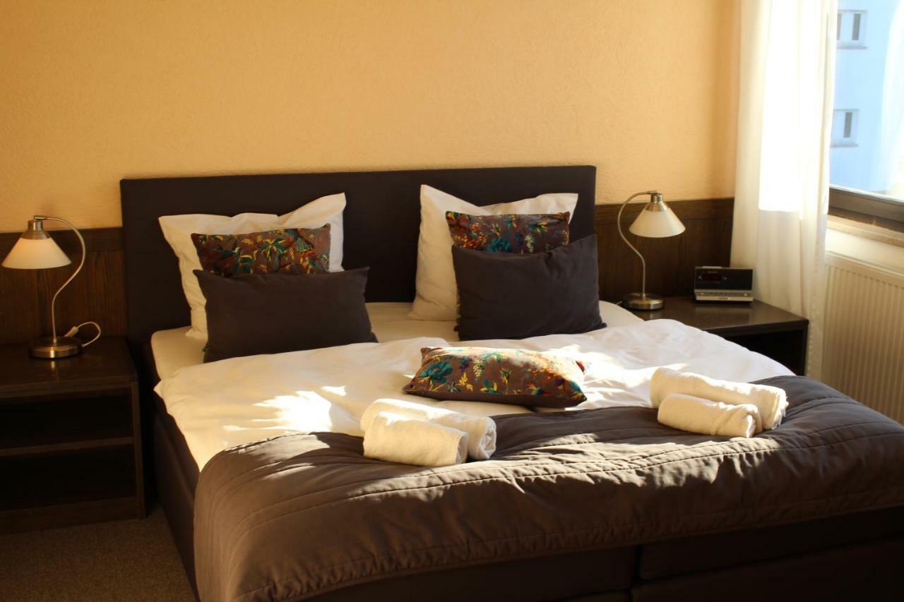 Hotel Brunnenhof Bad Nauheim Buitenkant foto